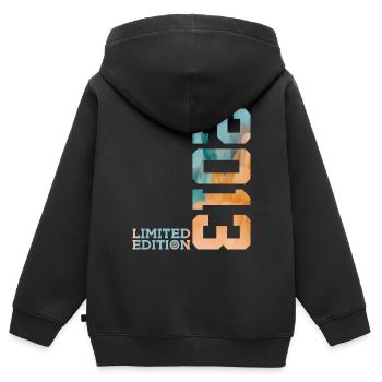 13. GEBURTSTAG LIMITED EDITION 2013 - Kinder Premium Organic Zip Hoodie - Schwarz - Hinten - AI Model Kid Male (0cm)