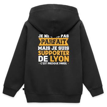 JE SUIS SUPPORTER DE LYON - Sweat Premium à capuche zippé enfant bio - noir - Dos - AI Model Kid Male (0cm)