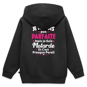 Pas parfaite mais je suis Motarde - Sweat Premium à capuche zippé enfant bio - noir - Dos - AI Model Kid Male (0cm)