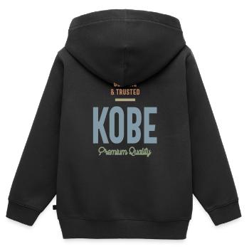 Kobe Nom personnalisé cadeau d’anniversaire - Sweat Premium à capuche zippé enfant bio - noir - Dos - AI Model Kid Male (0cm)