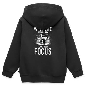 Kamera - Kinder Premium Organic Zip Hoodie - Schwarz - Hinten - AI Model Kid Male (0cm)