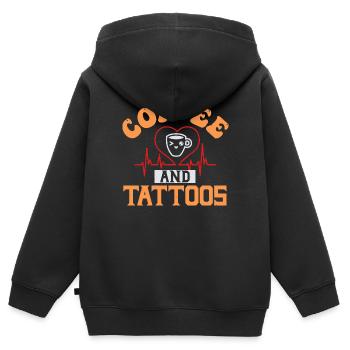 COFFFEE IST LOVE TATTOOS - Kinder Premium Organic Zip Hoodie - Schwarz - Hinten - AI Model Kid Male (0cm)
