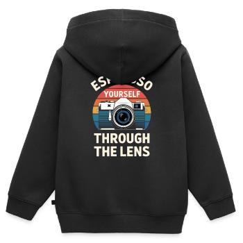 Espresso Yourself Fotograf durch die Linse - Kinder Premium Organic Zip Hoodie - Schwarz - Hinten - AI Model Kid Male (0cm)