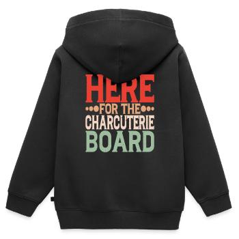 Here For The Charcuterie Board 13 - Kinder Premium Organic Zip Hoodie - Schwarz - Hinten - AI Model Kid Male (0cm)