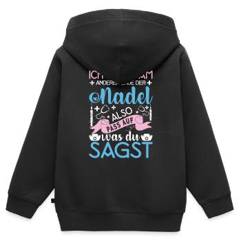 Ich Stehe Am Anderen Ende Der Nadel - Kinder Premium Organic Zip Hoodie - Schwarz - Hinten - AI Model Kid Male (0cm)
