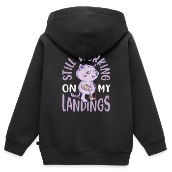 Toujours en train de travailler sur mes atterrissages 4 - Sweat Premium à capuche zippé enfant bio - noir - Dos - AI Model Kid Male (0cm)