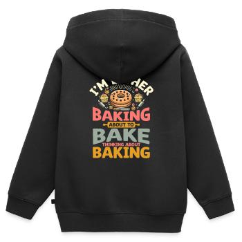 Ich backe entweder, um zu backen, denke an Bak - Kinder Premium Organic Zip Hoodie - Schwarz - Hinten - AI Model Kid Male (0cm)