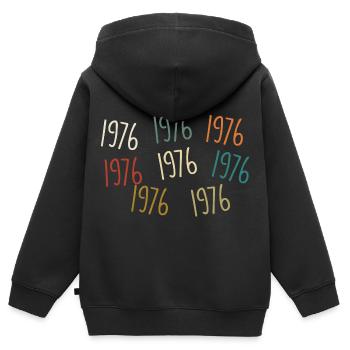 Né en 1976, année de naissance - légendaire depuis 1976 - Sweat Premium à capuche zippé enfant bio - noir - Dos - AI Model Kid Male (0cm)