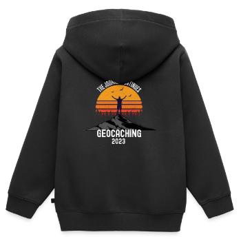 Geocaching - La recherche se poursuit 2023 - Sweat Premium à capuche zippé enfant bio - noir - Dos - AI Model Kid Male (0cm)
