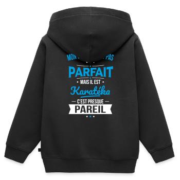 Mon tonton n'est pas parfait - Karatéka - Sweat Premium à capuche zippé enfant bio - noir - Dos - AI Model Kid Male (0cm)