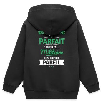 Mon tonton n'est pas parfait - Militaire - Sweat Premium à capuche zippé enfant bio - noir - Dos - AI Model Kid Male (0cm)