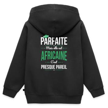 Ma maman n'est pas parfaite - Africaine - Sweat Premium à capuche zippé enfant bio - noir - Dos - AI Model Kid Male (0cm)
