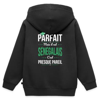 Mon papa n'est pas parfait - Sénégalais - Sweat Premium à capuche zippé enfant bio - noir - Dos - AI Model Kid Male (0cm)