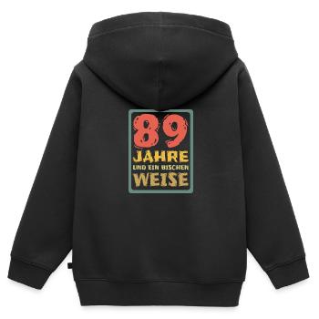 Weisheit 89 - Kinder Premium Organic Zip Hoodie - Schwarz - Hinten - AI Model Kid Male (0cm)