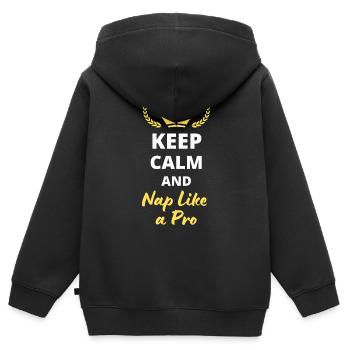 "Ruhig bleiben und ein Nickerchen machen wie ein Profi" - Entspannen und faulenzen - Kinder Premium Organic Zip Hoodie - Schwarz - Hinten - AI Model Kid Male (0cm)