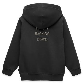 Not Backing Down - Kinder Premium Organic Zip Hoodie - Schwarz - Hinten - AI Model Kid Male (0cm)