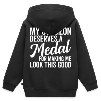 Plastischer Chirurg Verdient Medaille - Kinder Premium Organic Zip Hoodie - Schwarz - Hinten - AI Model Kid Male (0cm)