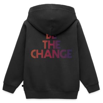BE THE CHANGE ORANGE DARK - Sweat Premium à capuche zippé enfant bio - noir - Dos - AI Model Kid Male (0cm)