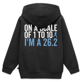 Sur une échelle de 1 à 10, je suis un 26,2 - Sweat Premium à capuche zippé enfant bio - noir - Dos - AI Model Kid Male (0cm)