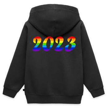 LGBTQ Regenbogenfahne Fußball 2023 - Kinder Premium Organic Zip Hoodie - Schwarz - Hinten - AI Model Kid Male (0cm)