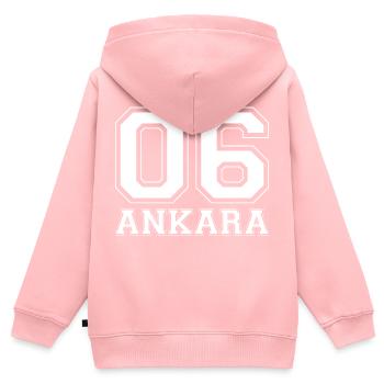 06 ANKARA LA BEBE BURASI ANGARA - Kinder Premium Organic Zip Hoodie - Rosa - Hinten - AI Model Kid Female (0cm)