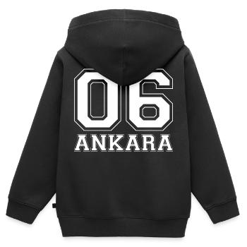 06 ANKARA LA BEBE BURASI ANGARA - Sweat Premium à capuche zippé enfant bio - noir - Dos - AI Model Kid Male (0cm)