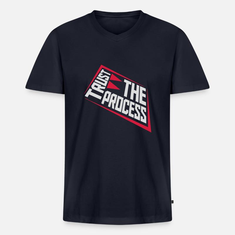 trust the process Zitat - Männer Premium Bio T-Shirt mit V-Ausschnitt - Navy