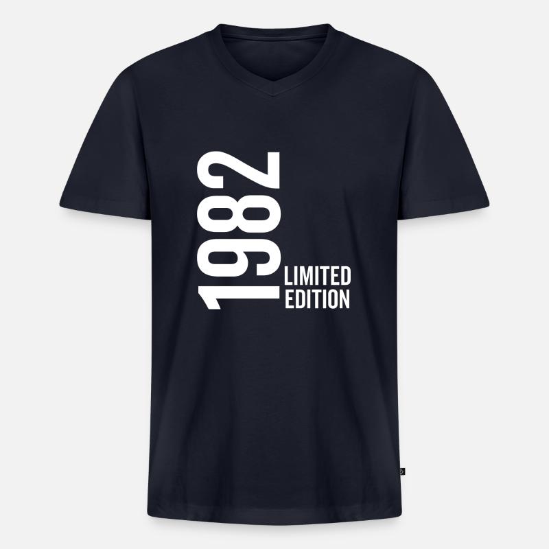 1982 Limited Edition - Männer Premium Bio T-Shirt mit V-Ausschnitt - Navy