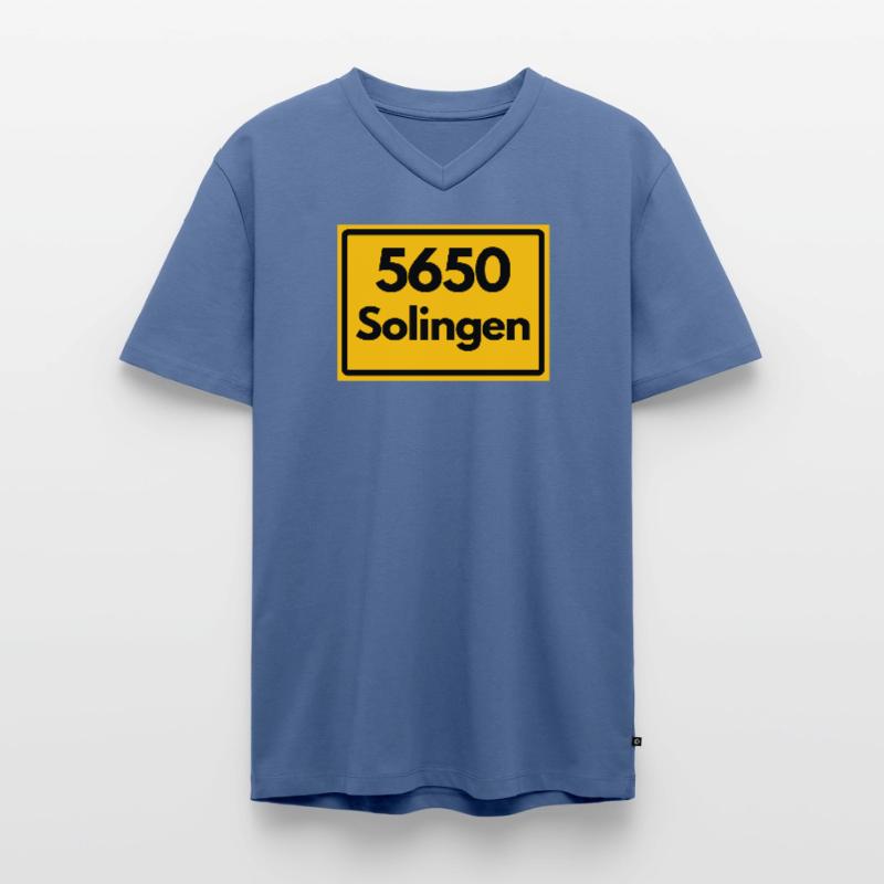 OLD POSTCODE POSTCODE RETRO 5650 SOLINGEN Men's Premium Organic T-shirt with V-neck