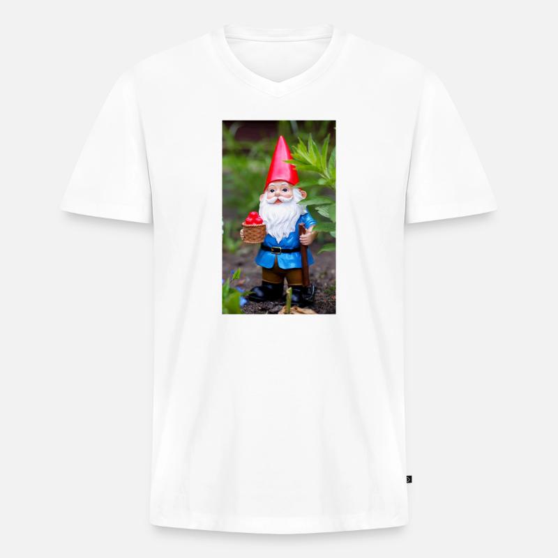 Gartengnom mit Korb - Männer Premium Bio T-Shirt mit V-Ausschnitt - Weiß
