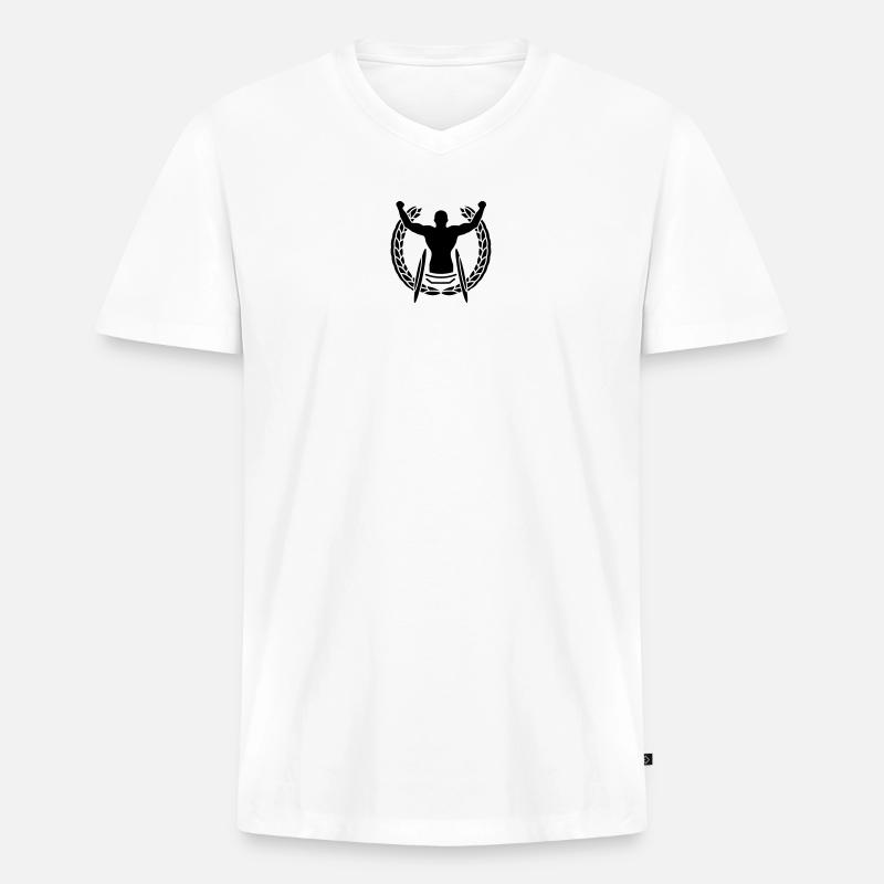 Sieger im Rollstuhl - Männer Premium Bio T-Shirt mit V-Ausschnitt - Weiß