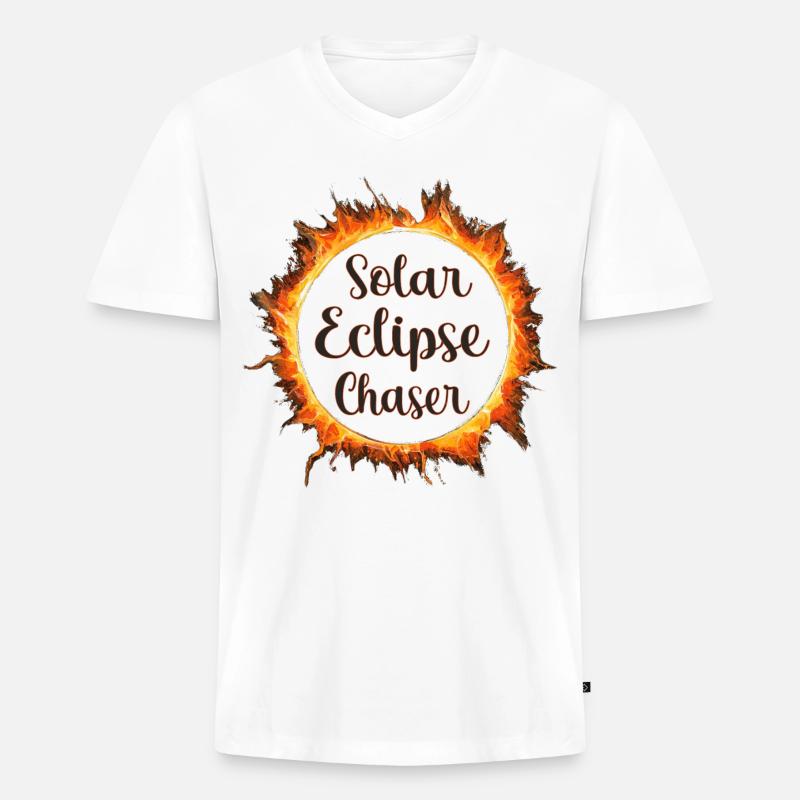 Solar eclipse chaser - Männer Premium Bio T-Shirt mit V-Ausschnitt - Weiß