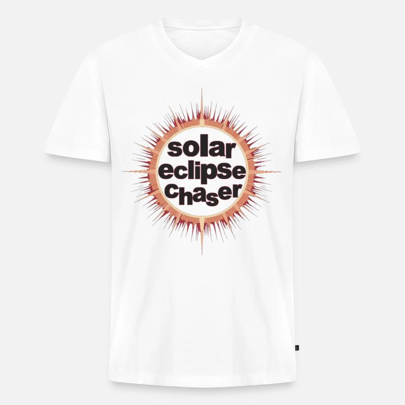 Solar eclipse chaser - Männer Premium Bio T-Shirt mit V-Ausschnitt - Weiß