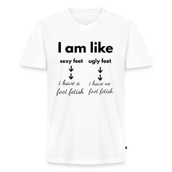 FOOT FETISH - Männer Premium Bio T-Shirt mit V-Ausschnitt - Weiß - Vorne - Nico (187cm)