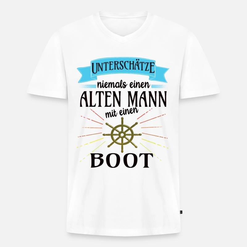 Alter Mann mit Boot - Männer Premium Bio T-Shirt mit V-Ausschnitt - Weiß