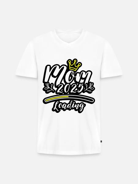 Mama 2025 Loading Mom - Männer Premium Bio T-Shirt mit V-Ausschnitt - Weiß