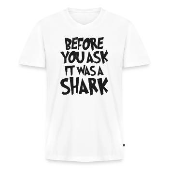 Leg amputee assembly required - Men's Premium Organic T-shirt with V-neck - white - Front - Nico (187cm)