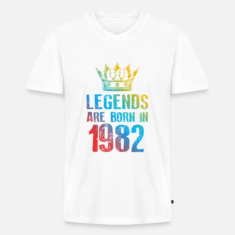 1982 legends born in - Männer Premium Bio T-Shirt mit V-Ausschnitt - Weiß