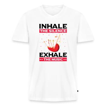 Citation écossaise pour un musicien de cornemuse et cornemuse - T-shirt encolure en V Premium bio Homme - blanc - Devant - Nico (187cm)