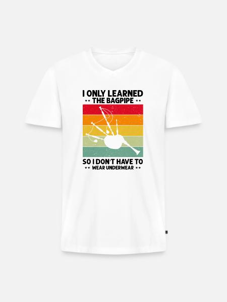 Bagpipe training and bagpipe playing - Men's Premium Organic T-shirt with V-neck - white