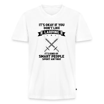 Rollespil Citat for Larper og Larp - Premium økologisk T-shirt med V-hals til mænd - hvid - Foran - Nico (187cm)