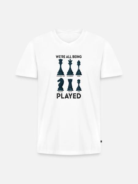 Schach Verschwörung Verschwörungstheoretiker - Männer Premium Bio T-Shirt mit V-Ausschnitt - Weiß