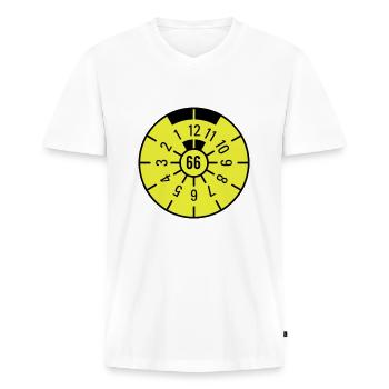 TÜV 1966 - T-shirt encolure en V Premium bio Homme - blanc - Devant - Nico (187cm)