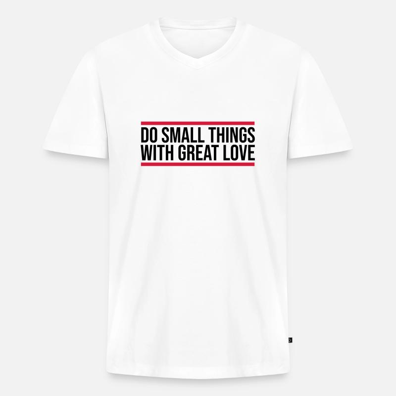 Quote do small things - Men's Premium Organic T-shirt with V-neck - white
