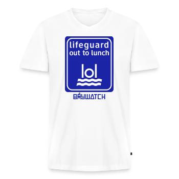 Baywatch Lol Lifeguard Out To Lunch - T-shirt encolure en V Premium bio Homme - blanc - Devant - Nico (187cm)