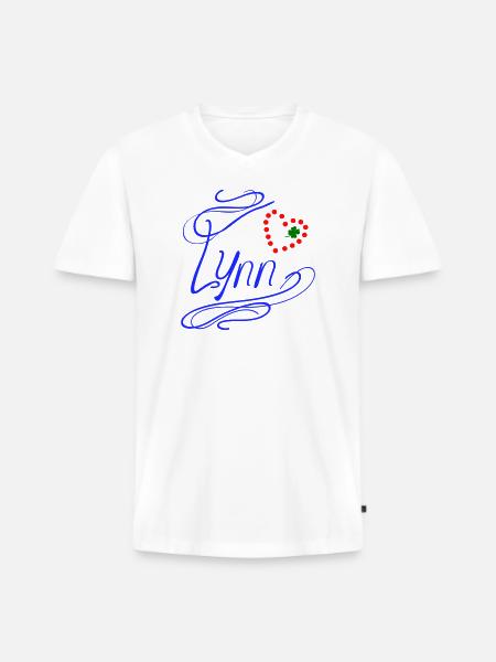 Lynn with heart and shamrock - Men's Premium Organic T-shirt with V-neck - white