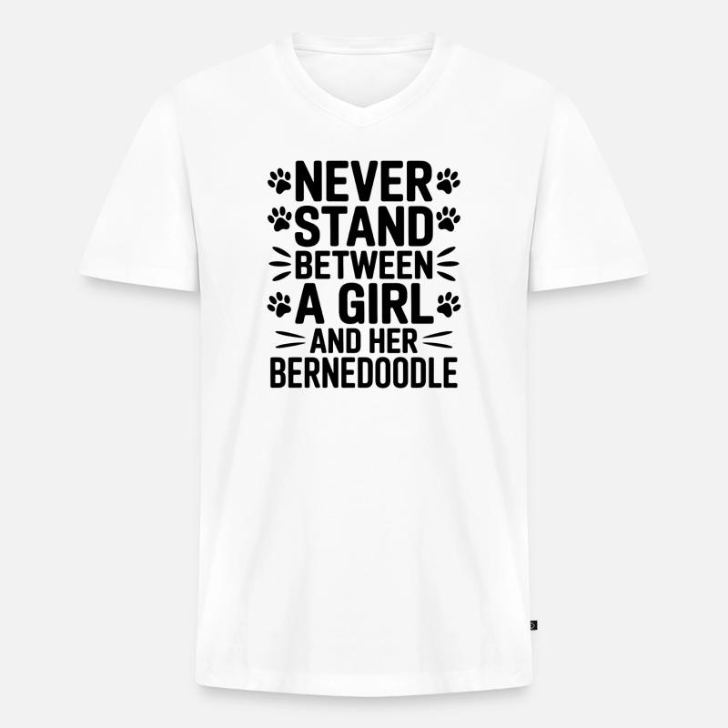Bernedoodle Spruch Mädchen Bernedoodle Geschenk - Männer Premium Bio T-Shirt mit V-Ausschnitt - Weiß