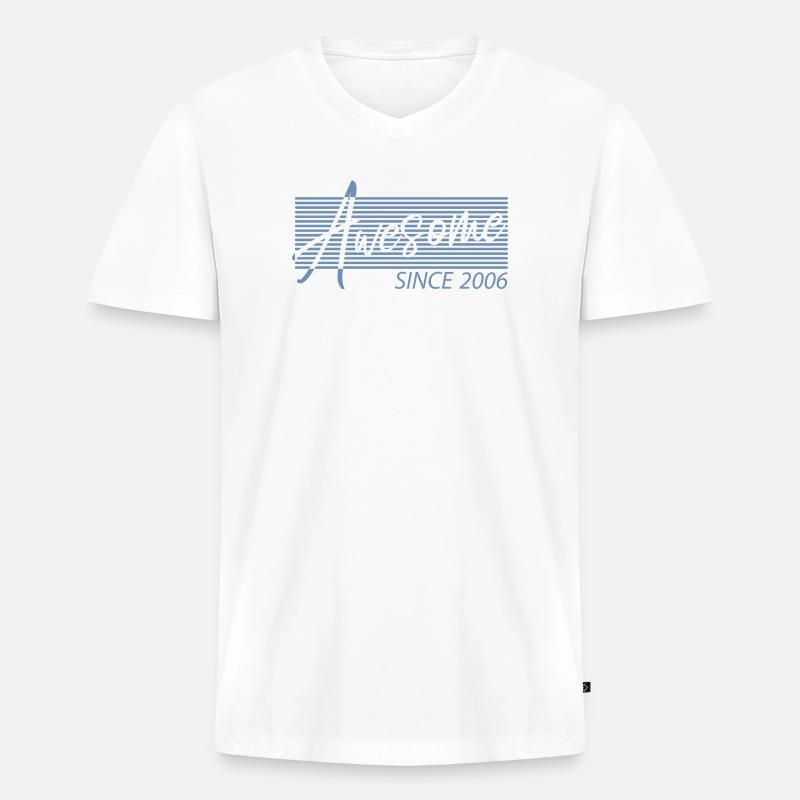 Awesome Since 2006 - Männer Premium Bio T-Shirt mit V-Ausschnitt - Weiß
