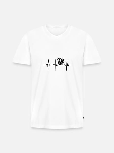 Heartbeat for cute squirrels - Men's Premium Organic T-shirt with V-neck - white