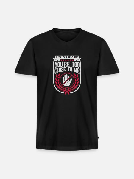 too close to me - Men's Premium Organic T-shirt with V-neck - black
